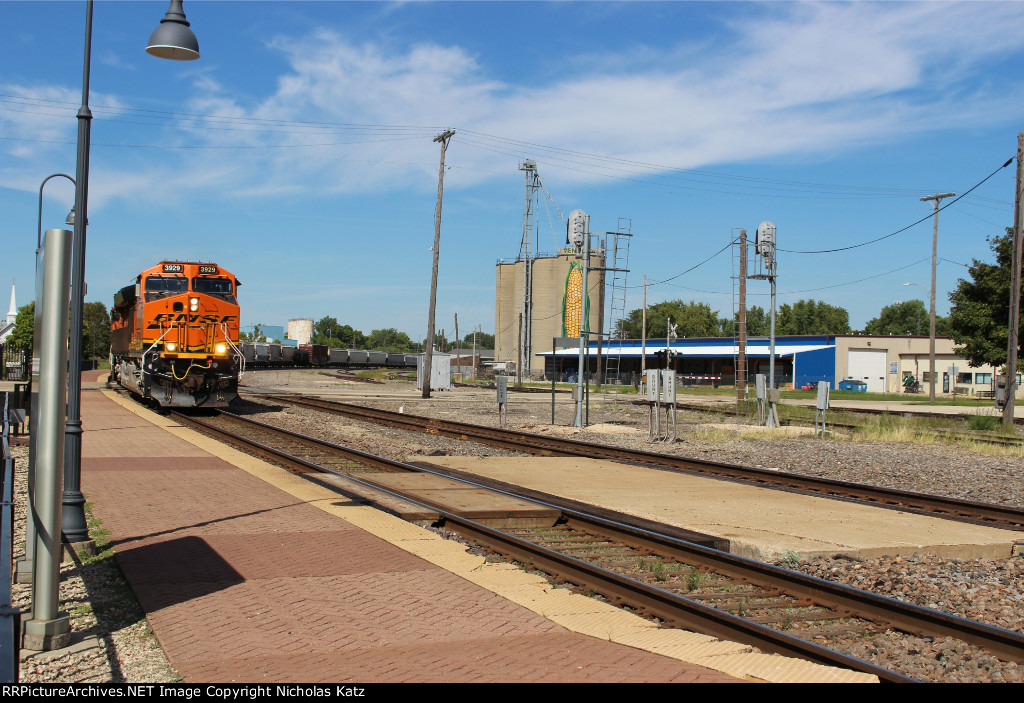 BNSF 3929